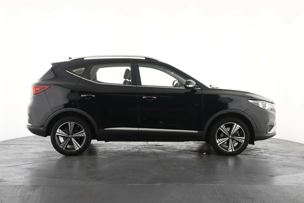 MG ZS 105Kw Exclusive Ev 45Kwh Black #4