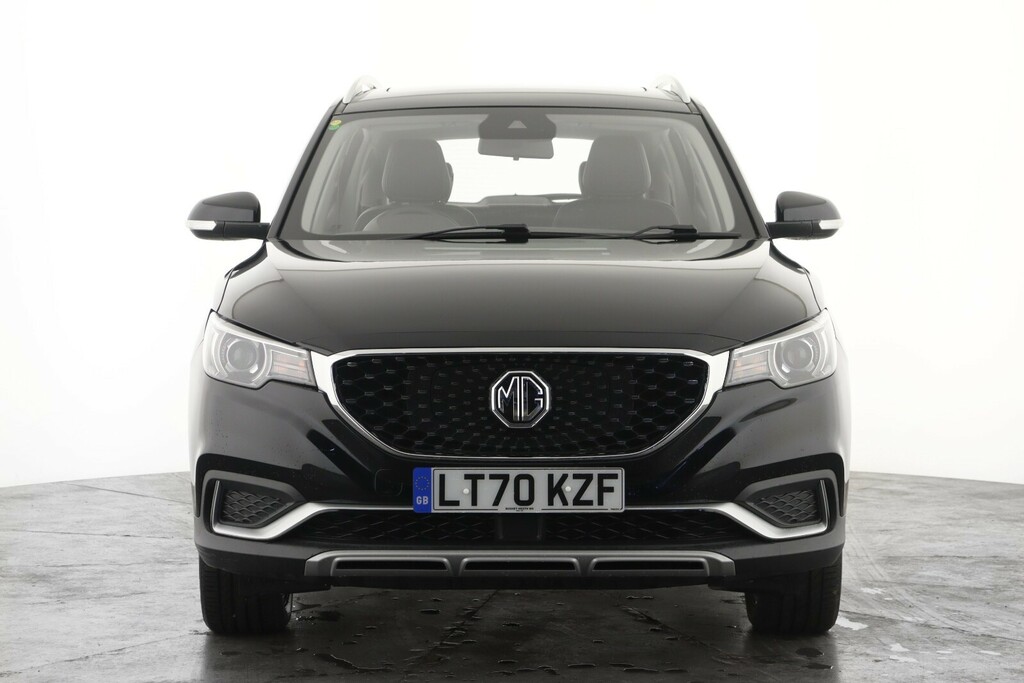 MG ZS 105Kw Exclusive Ev 45Kwh Black #5