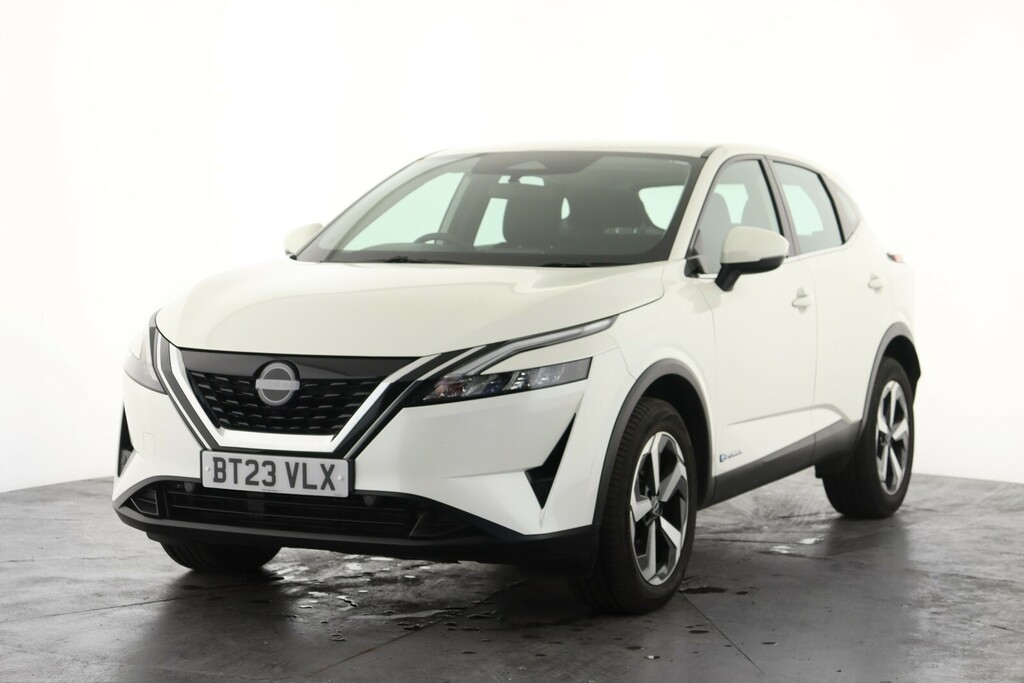 Nissan Qashqai 1.5 E-power Acenta Premium BT23VLX White #6