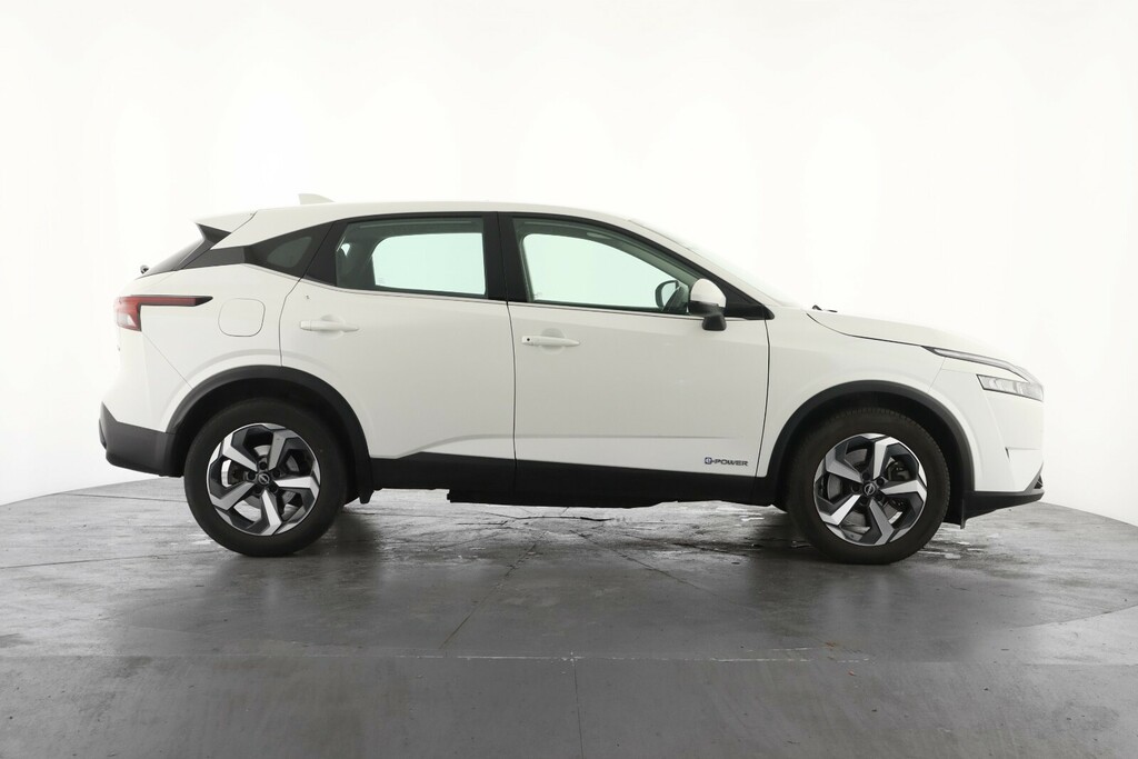 Nissan Qashqai 1.5 E-power Acenta Premium BT23VLX White #4