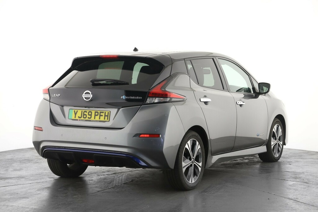Nissan Leaf 110Kw N-connecta 40Kwh YJ69PFH Grey #3