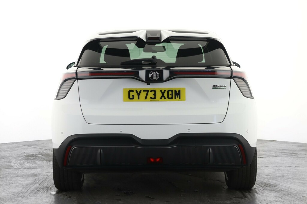 MG MG4 150Kw Trophy Ev Long Range 64Kwh GY73XOM White #2