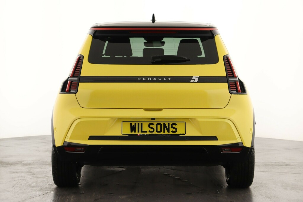 Renault 5 E-Tech 90Kw Iconic Five Urban Range 40Kwh Dr Yellow