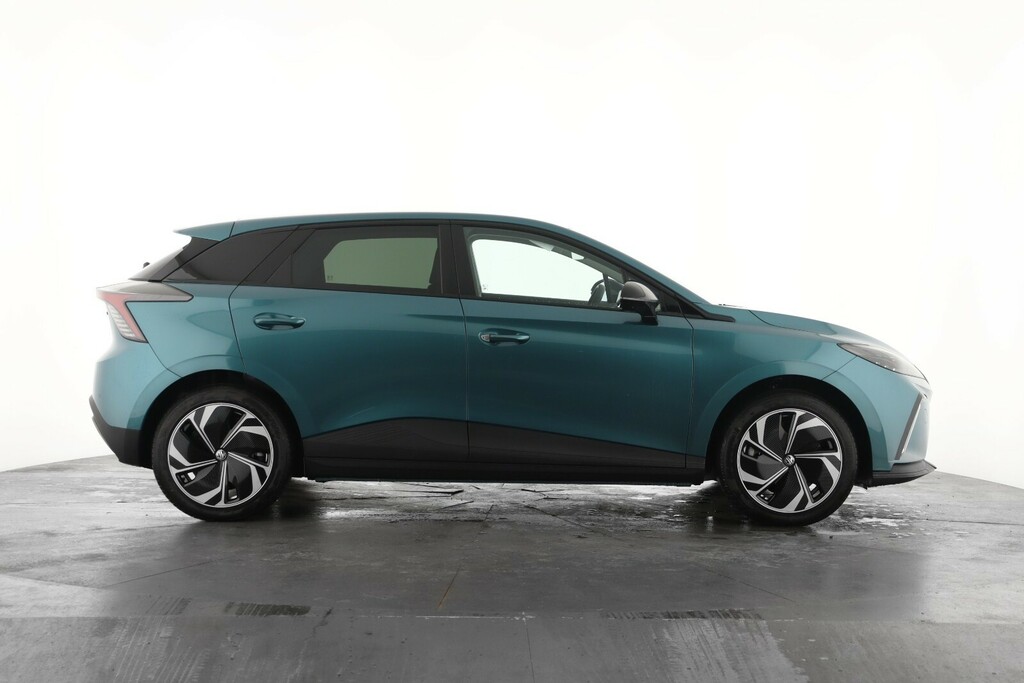 MG MG4 180Kw Premium Extended Range 77Kwh LF26UHE Green #4