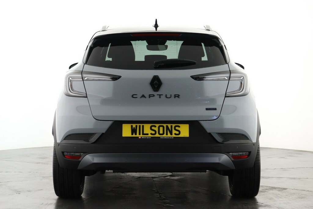 Renault Captur 1.8 E-tech Full Hybrid 160 Esprit Alpine LJ26VLK Grey #2