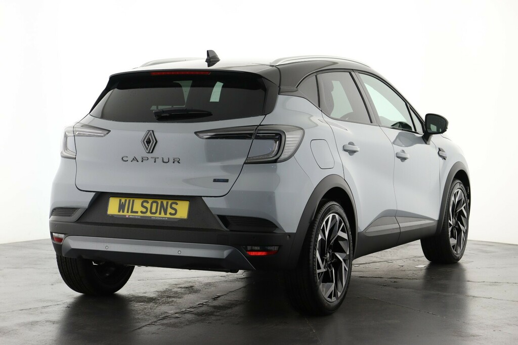 Renault Captur 1.8 E-tech Full Hybrid 160 Esprit Alpine LJ26VLK Grey #3
