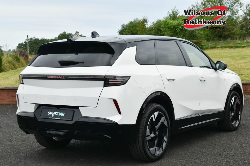 Vauxhall Grandland Suv DY25XLT White #3