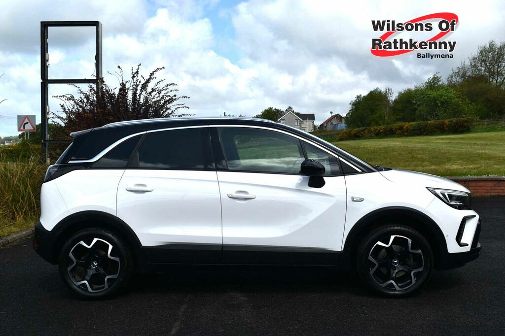 Vauxhall Crossland Suv AMZ5670 White #2