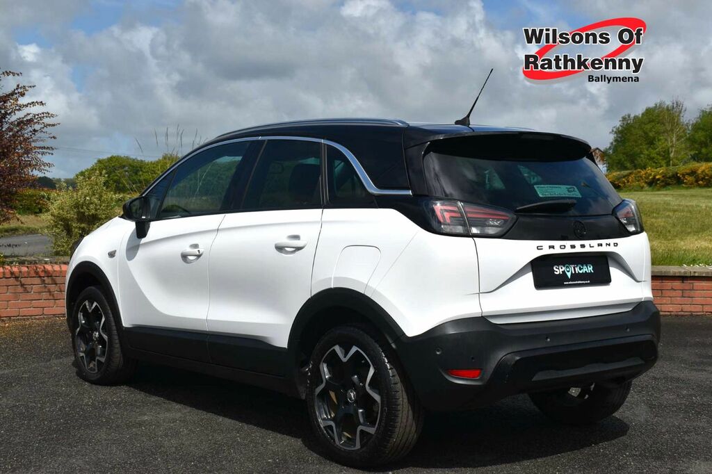 Vauxhall Crossland Suv AMZ5670 White #4