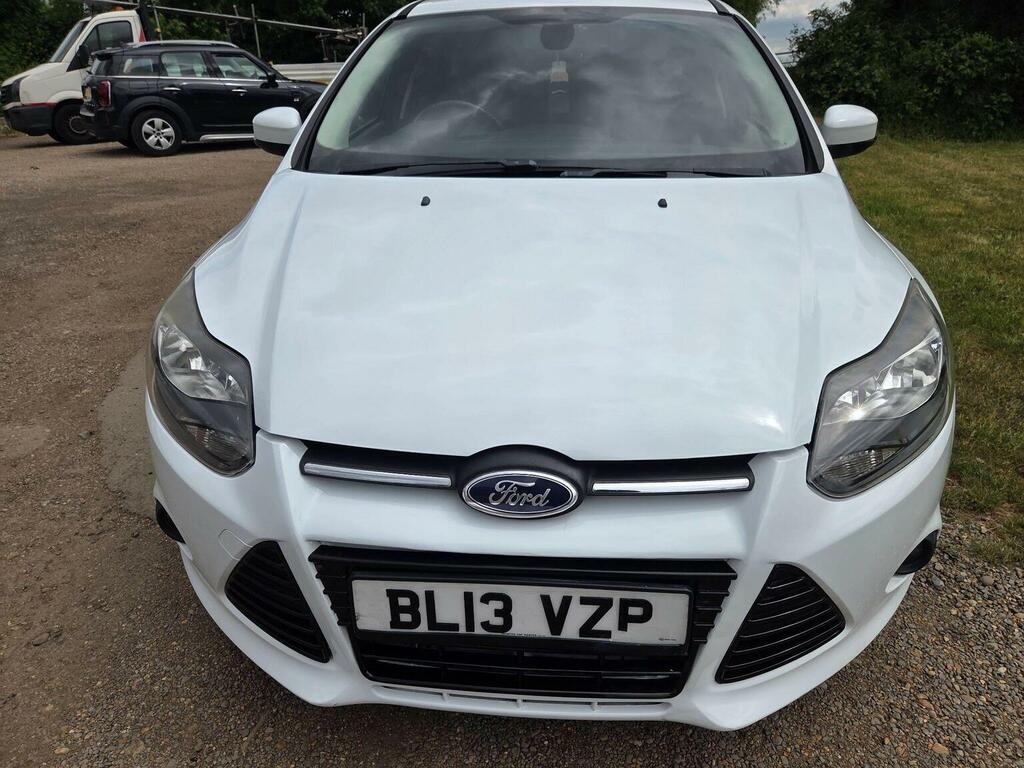 Ford Focus 1.0T Ecoboost Zetec Euro 5 S S BL13VZP White #3