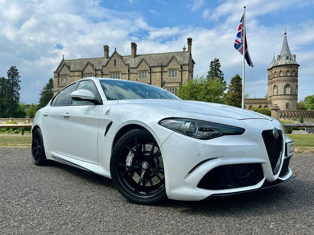 Alfa Romeo Giulia 2.9 V6 Bi-turbo Quadrifoglio Saloon Gpf White #2