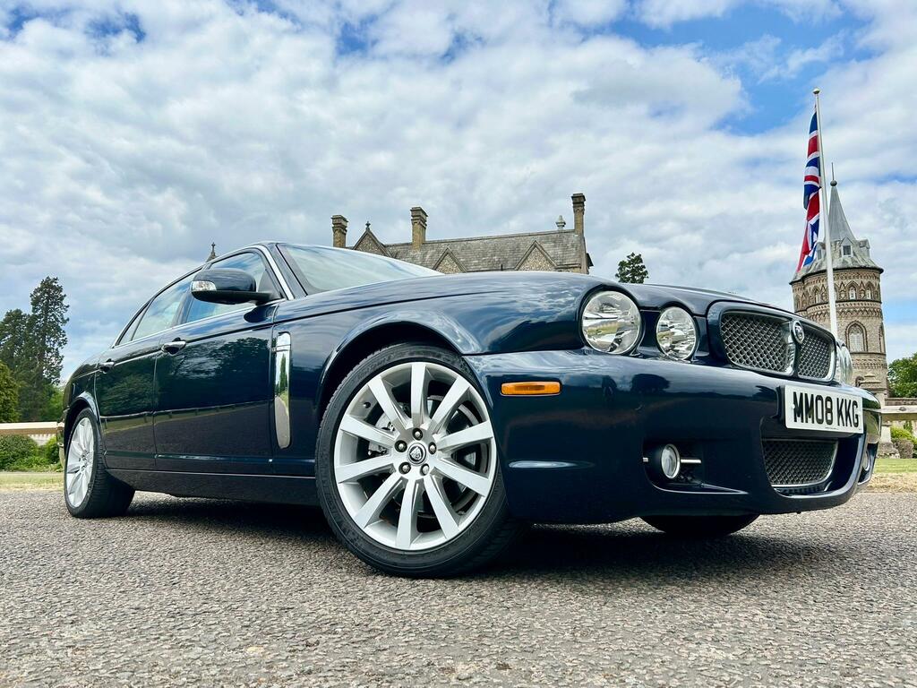 Jaguar XJ 3.0 Executive Saloon 249 G K  #4