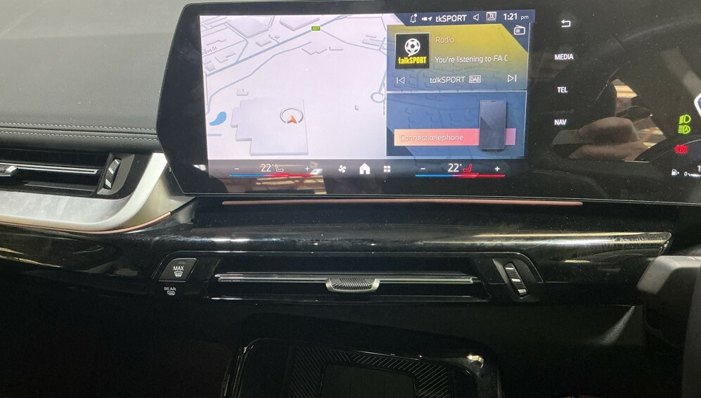 BMW X1 1.5 20I Mht Xline Suv Hybrid Dct Sdrive #3
