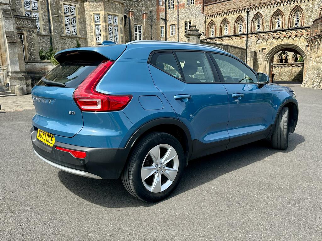 Volvo XC40 2.0 B3 Mhev Core Suv Hybrid Dct Eu WG73OGE  #4