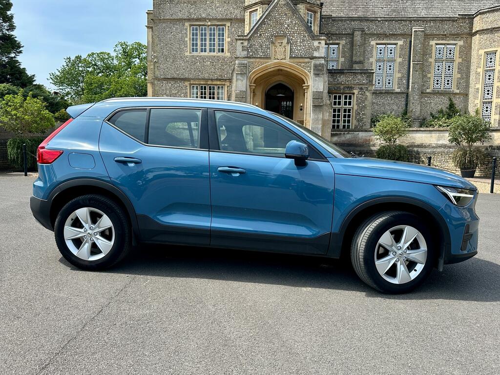 Volvo XC40 2.0 B3 Mhev Core Suv Hybrid Dct Eu WG73OGE  #2