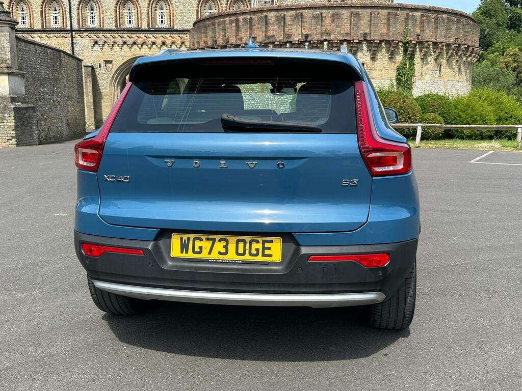 Volvo XC40 2.0 B3 Mhev Core Suv Hybrid Dct Eu WG73OGE  #5