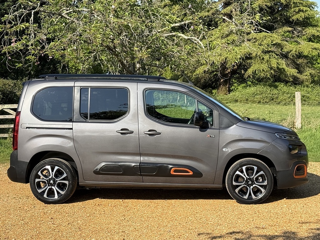 Citroen e-Berlingo Flair Xtr M GU23LFT Grey #2