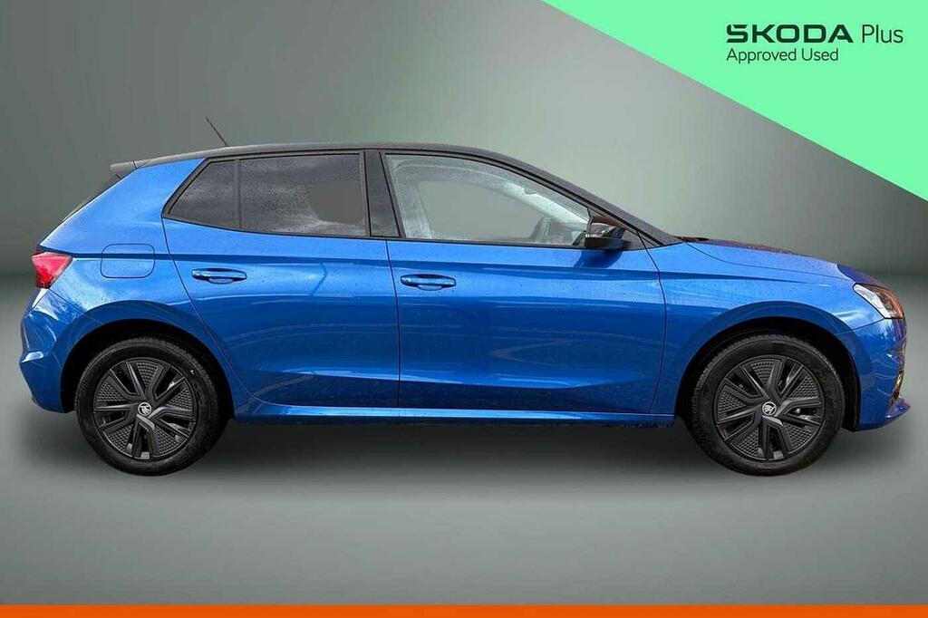 Skoda Fabia 1.0 Tsi Design Edition HY75DWO Blue #4