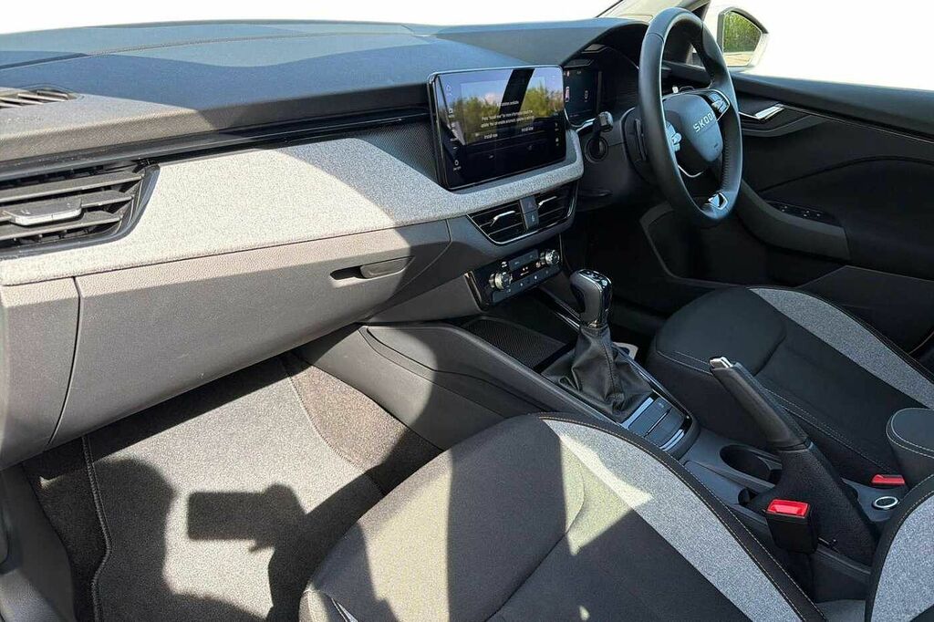 Skoda Scala 1.0 Tsi 116 Se Edition Dsg GL25DTX White #2