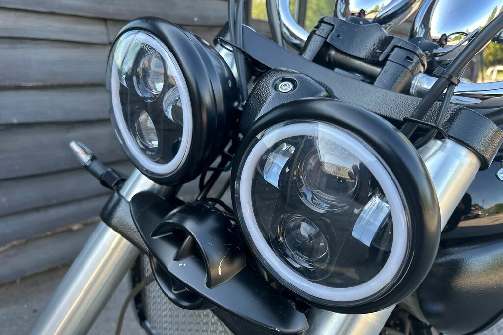 Triumph  955I Silver #4