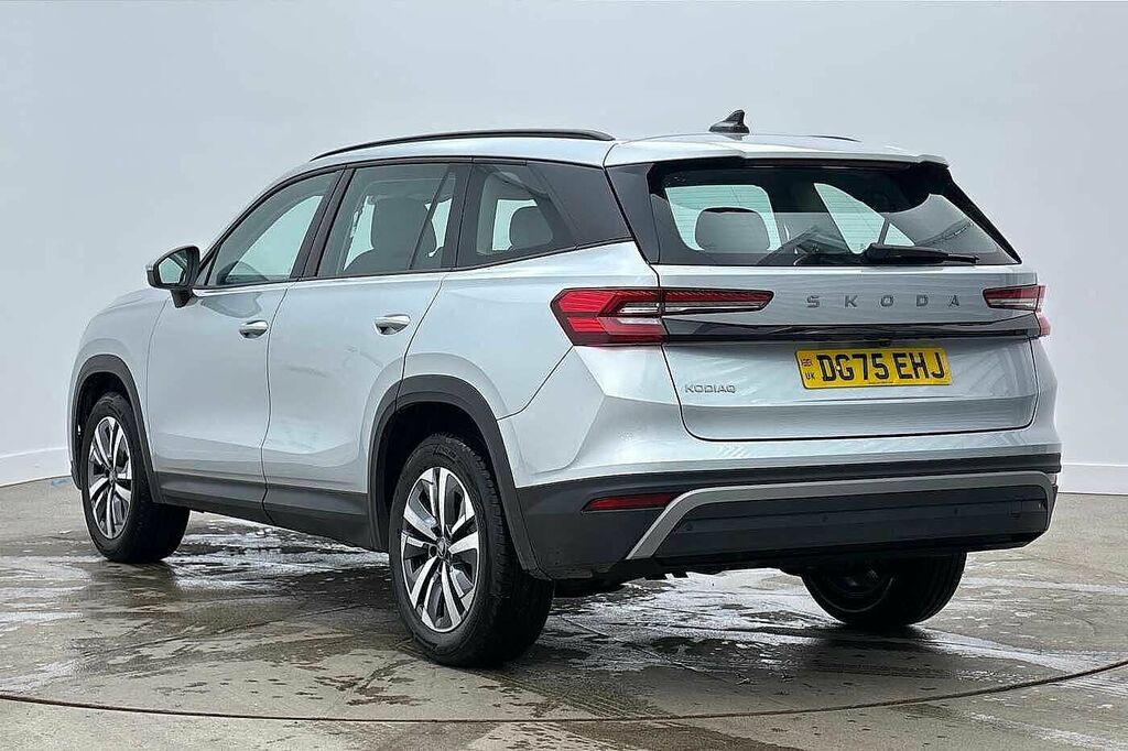 Skoda Kodiaq 1.5 Tsi E-tec Se Dsg 7 Seat DG75EHJ Silver #3