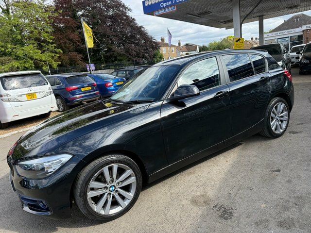 BMW 1 Series 116D Sport Hatchback Black #3