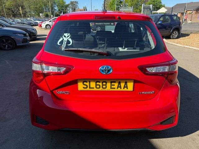 Toyota Yaris Vvt-h Icon Hatchback SL68EAA Red #6