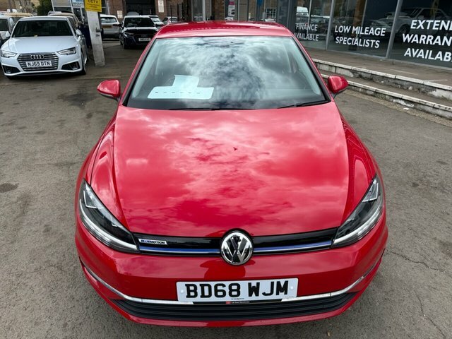 Volkswagen Golf Tsi Evo Se Nav BD68WJM Red #3