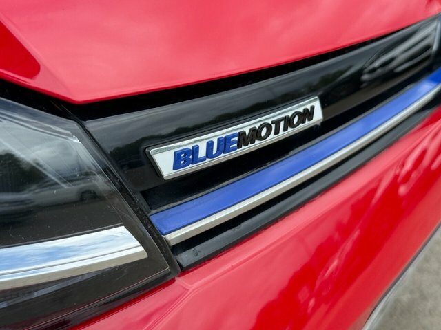 Volkswagen Golf Tsi Evo Se Nav BD68WJM Red #2