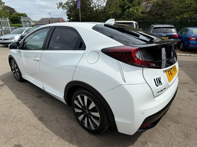 Honda Civic I-vtec Sr Hatchback FX17VZD White #4