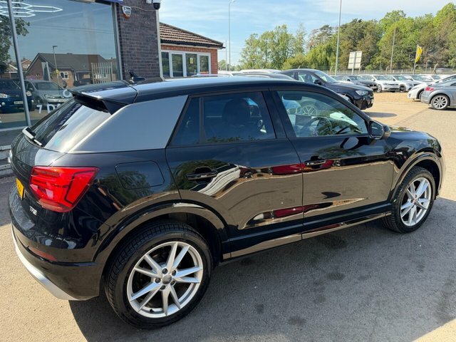 Audi Q2 Tfsi Cod S Line ST18LLO Black #5