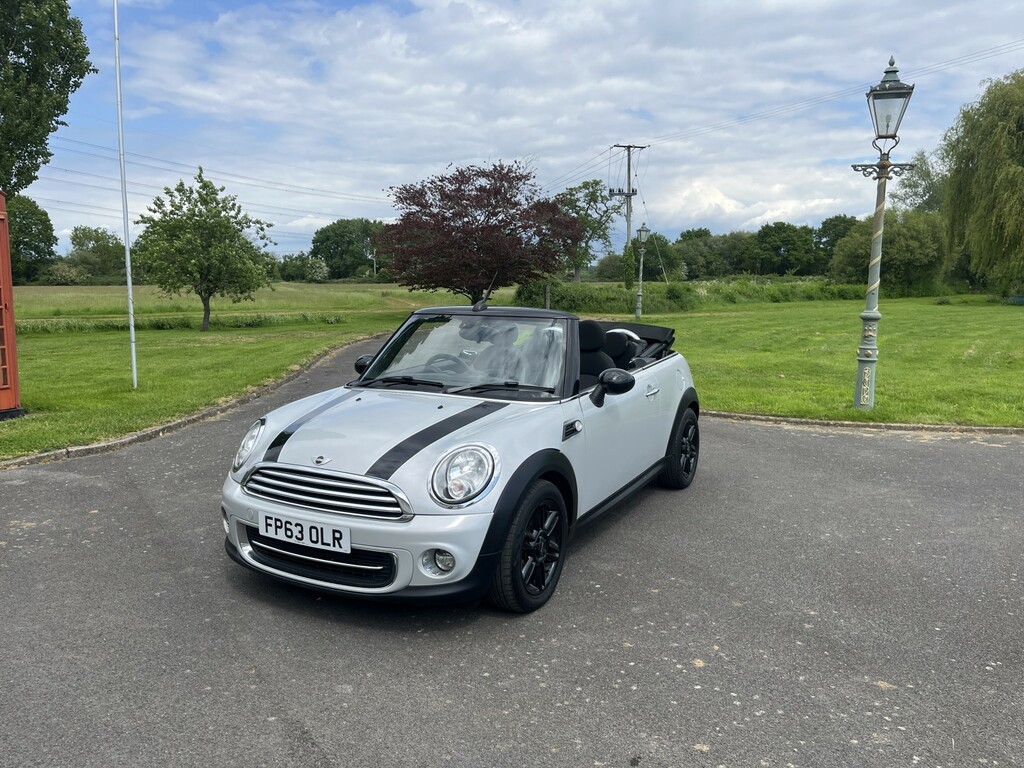 Mini Convertible 1.6 Cooper Convertible Silver