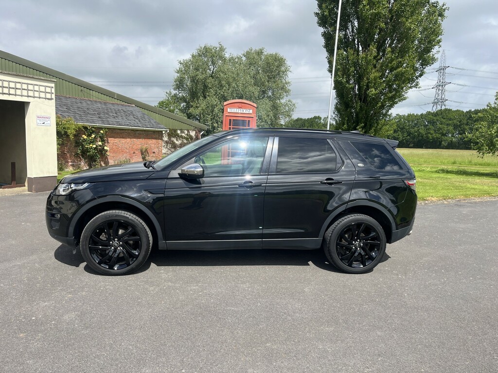 Land Rover Discovery Sport 2.0 Td4 Hse Black VX17VZV Black #2
