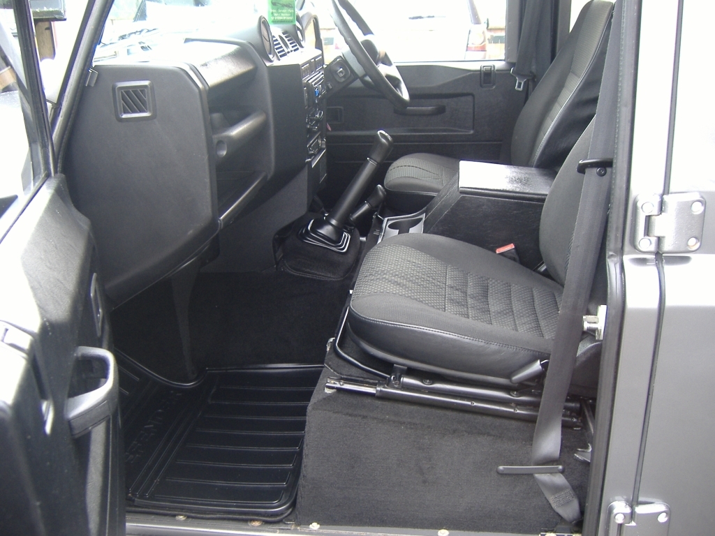 Land Rover Defender 110 Estate Grey #6