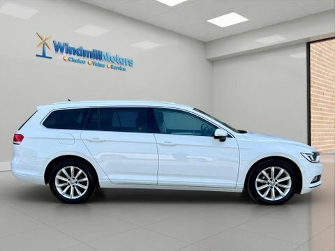 Volkswagen Passat 1.6 Tdi Se BK18XYP White #3