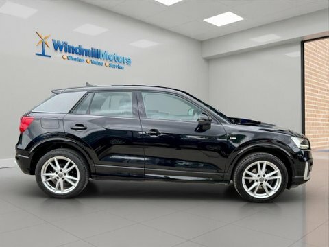 Audi Q2 1.6 Tdi 30 VO20YBU Black #3
