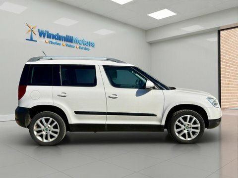 Skoda Yeti 2.0 Tdi Elegance KN61ODS White #3