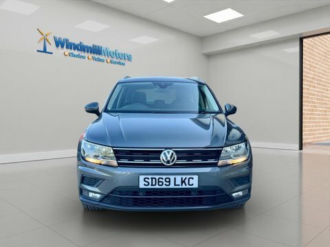 Volkswagen Tiguan 1.5 Tsi Evo SD69LKC Grey #4