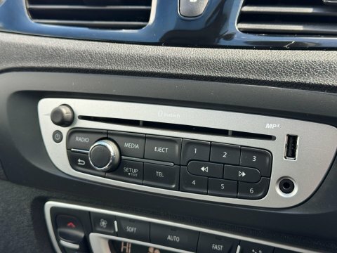 Renault Grand Scenic Mpv Beige #17