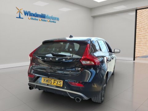 Volvo V40 2.0 D2 R-design KW15FXS Black #3