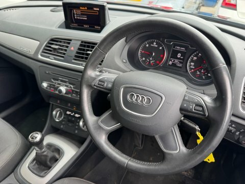 Audi Q3 2.0 Tdi Se SP63OLK Black #2