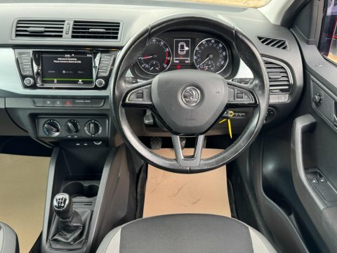 Skoda Fabia 1.0 Colour Edition YS66OBO White #2