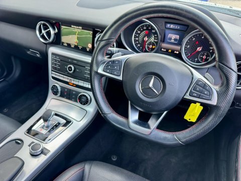Mercedes-Benz SLC Slc200 Final Edition Yellow #2