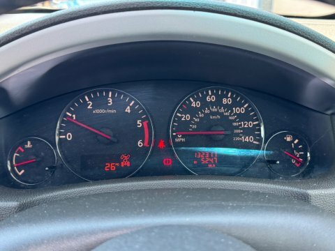 Nissan Pathfinder Silver #34