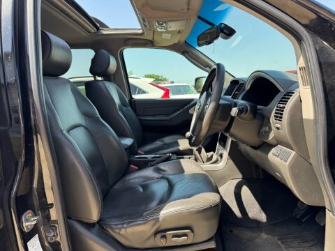 Nissan Pathfinder Silver #10