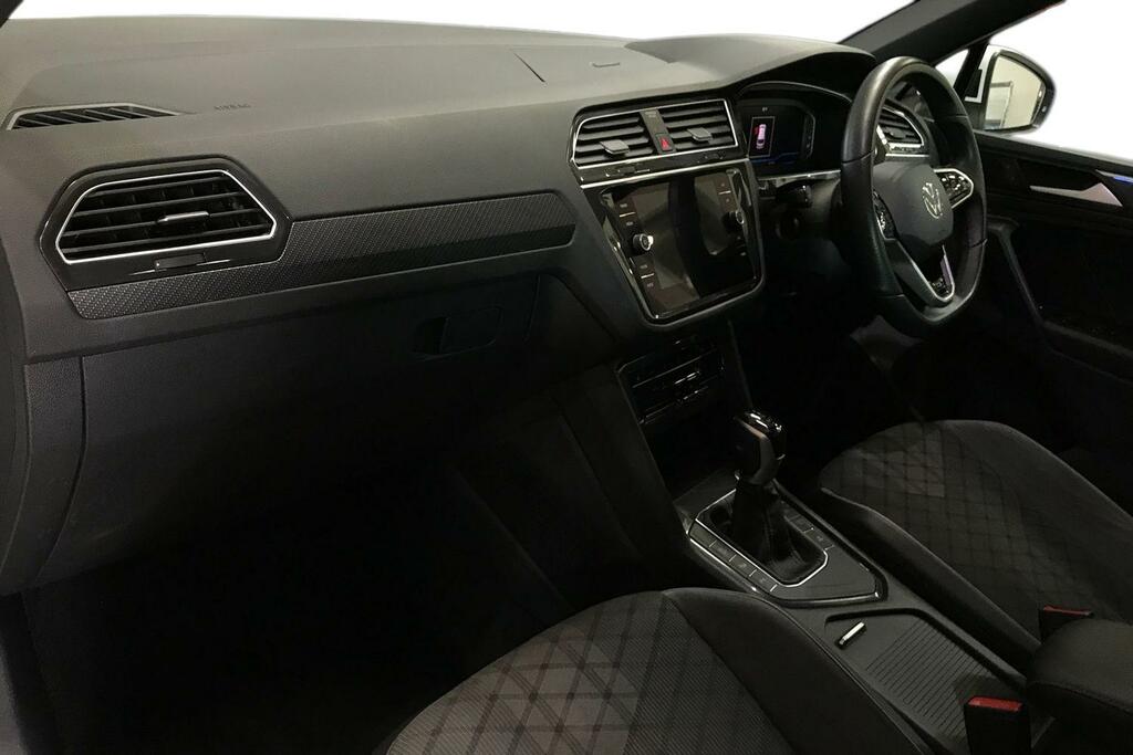 Volkswagen Tiguan 1.5 Tsi 150 R-line Dsg MA21FSZ White #2