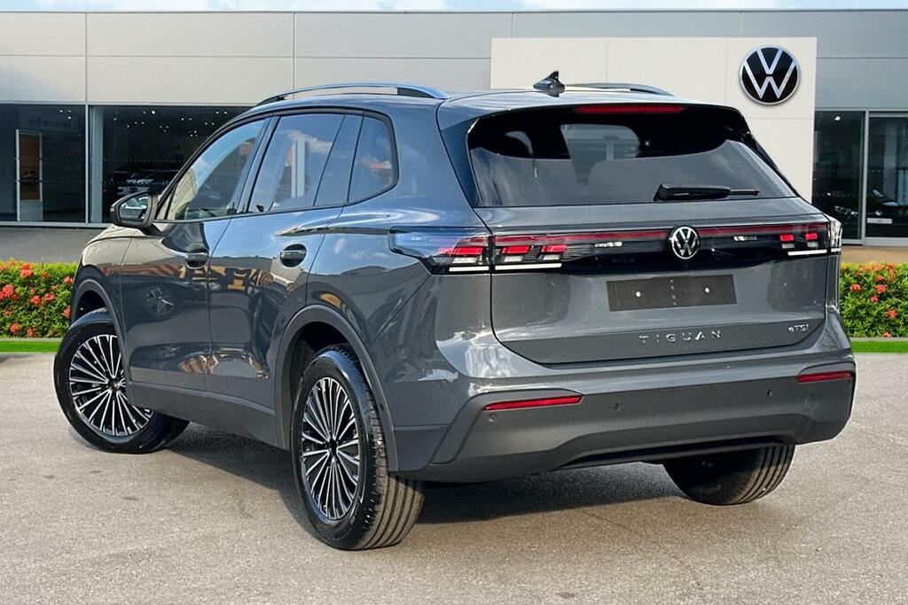 Volkswagen Tiguan Tiguan Match 1.5 Etsi 150 Ps 7-Speed Dsg 20  Grey #3