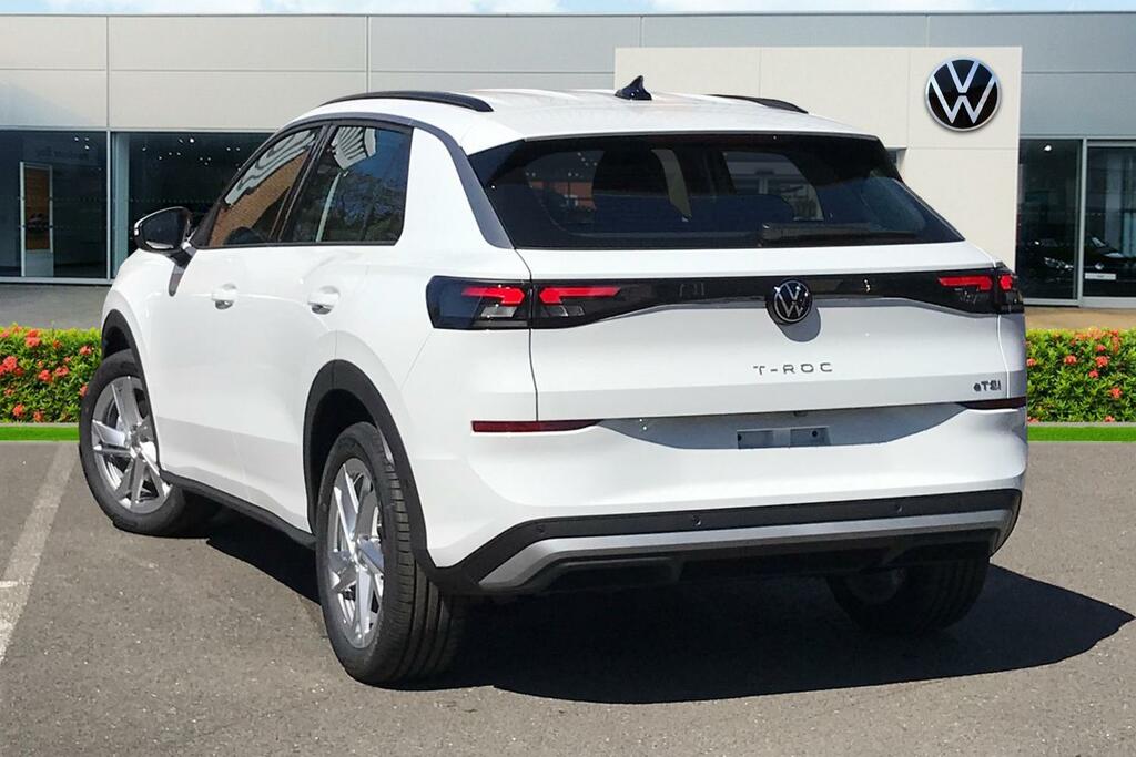 Volkswagen T-Roc New T-roc Life 1.5 Etsi 116 Ps 7-Speed Dsg White #3
