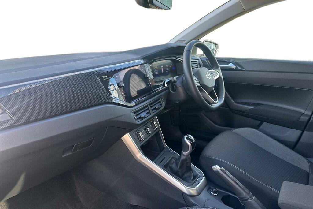 Volkswagen Polo 1.0 Tsi Life YH73CXL White #2
