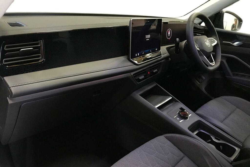 Volkswagen Tiguan Tiguan Match 1.5 Etsi 150 Ps 7-Speed Dsg 20  Black #2